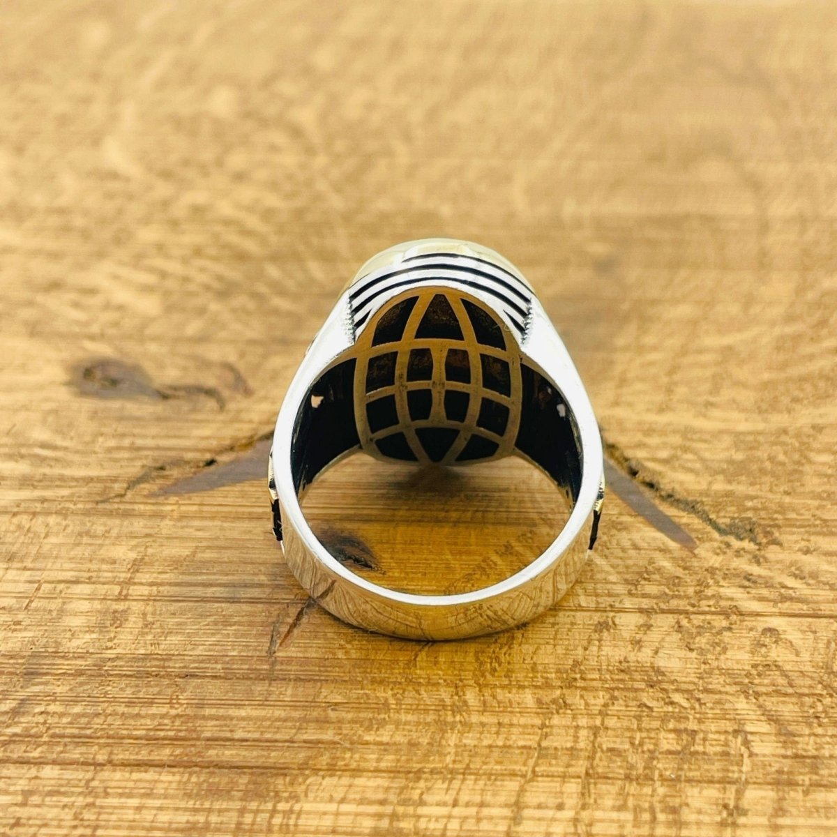 Black Onyx Signet Silver Ring - TryAladdin