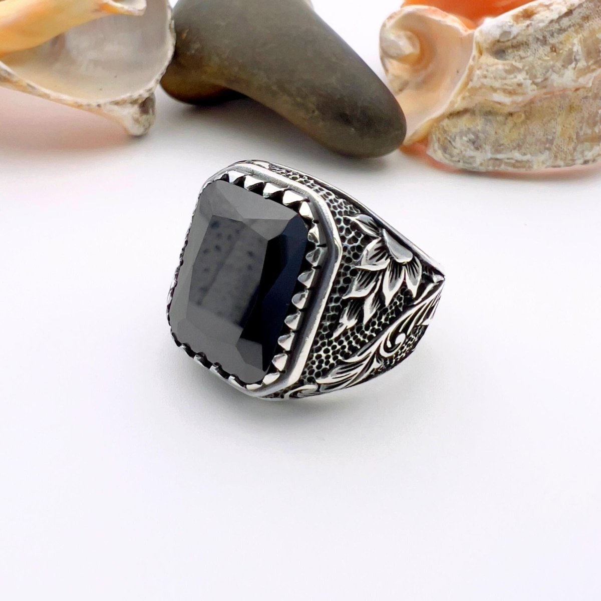 Black Onyx Stone Men's Silver Ring - TryAladdin