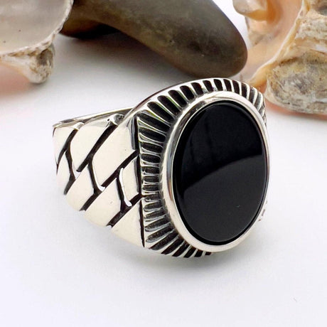 Black Oval Onyx Stone Men's Silver Ring - TryAladdin