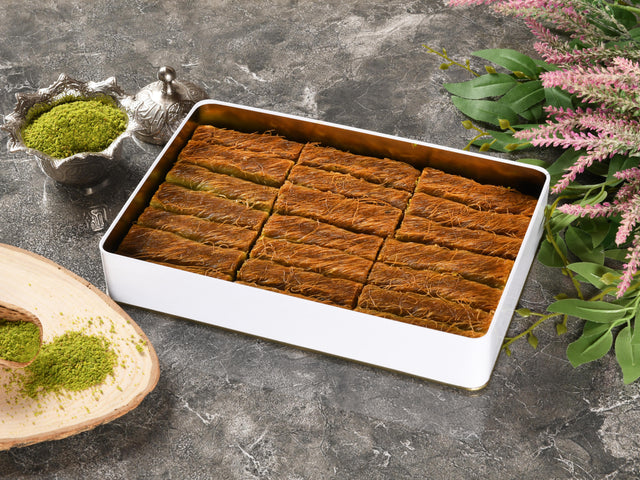 Asi | Gaziantep Pistachio Burma Kaydayif in Gift Metal Box - TryAladdin