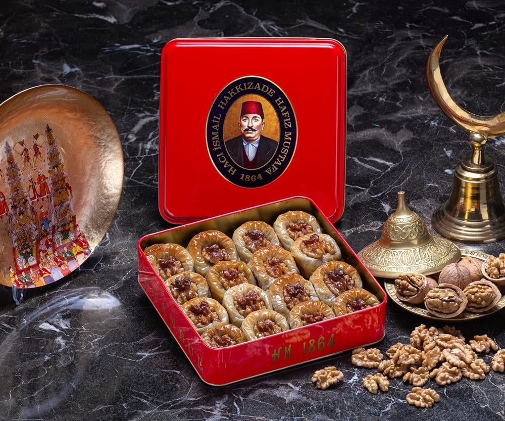 Hafiz Mustafa | Walnut Padishah Baklava (Small Box) - TryAladdin