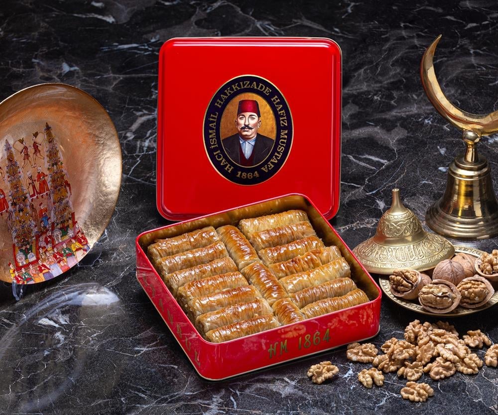 Hafiz Mustafa | Walnut Yellow Twist Baklava (Small Box) - TryAladdin