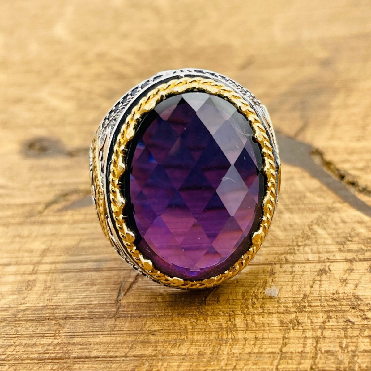 Men’s Amethyst Oval Ring - TryAladdin