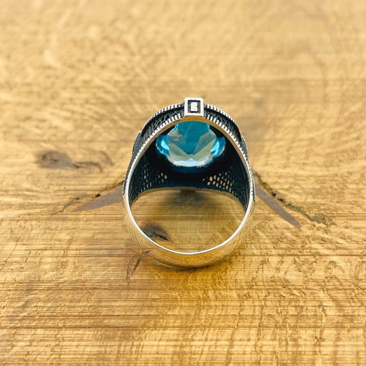 Men's Aquamarine Compass Ring - TryAladdin