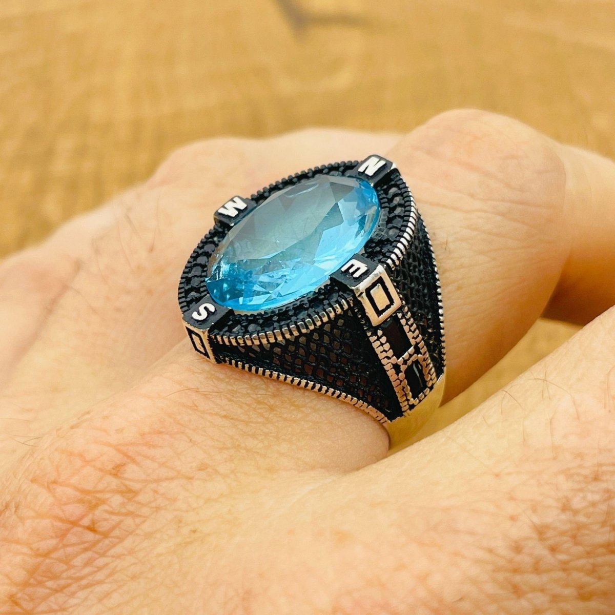 Men's Aquamarine Compass Ring - TryAladdin