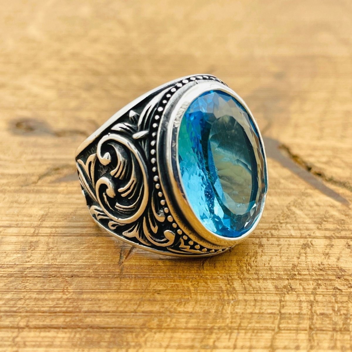 Men’s Aquamarine Oval Ring - TryAladdin