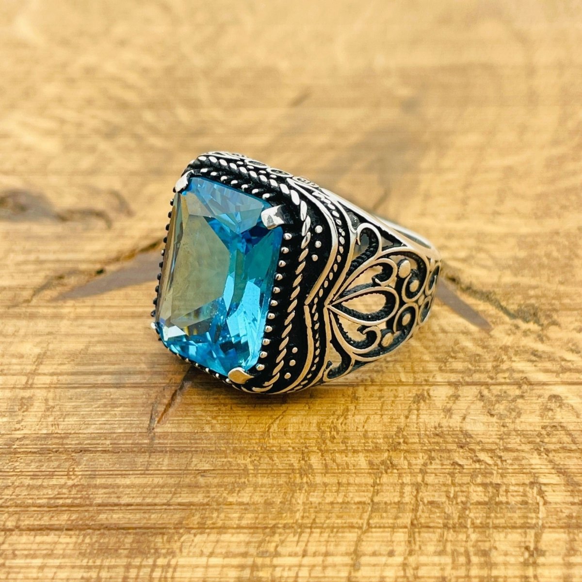 Men's Aquamarine Square Ring - TryAladdin