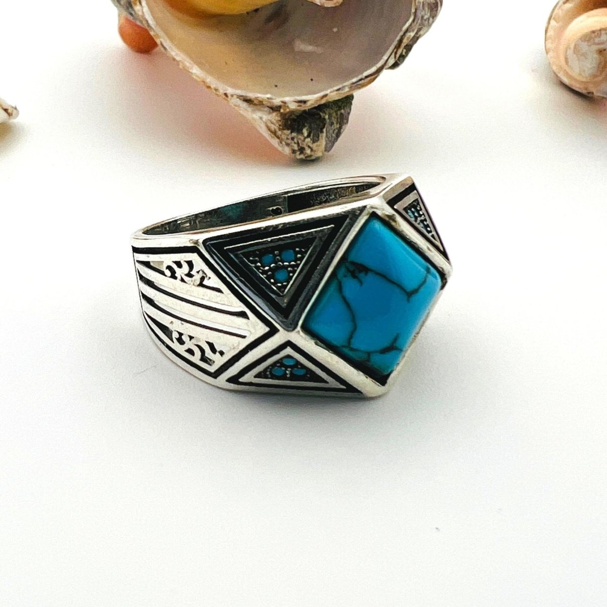 Men's Blue Turquoise Gemstone Handmade Silver Ring - TryAladdin