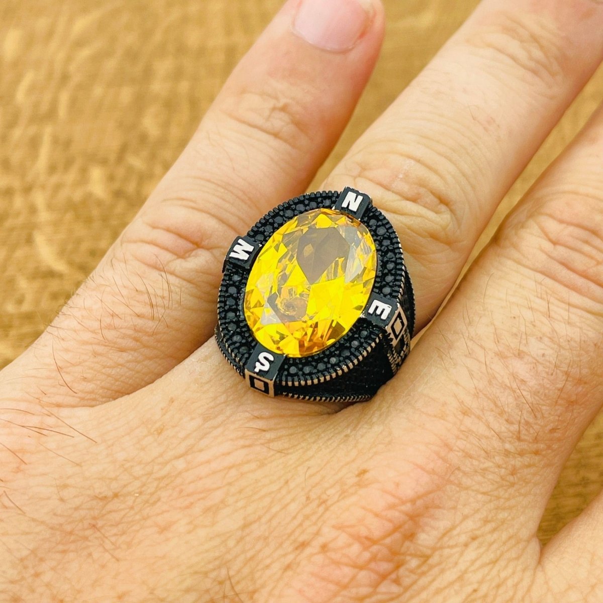 Men's Citrine Compass Silver Ring - TryAladdin