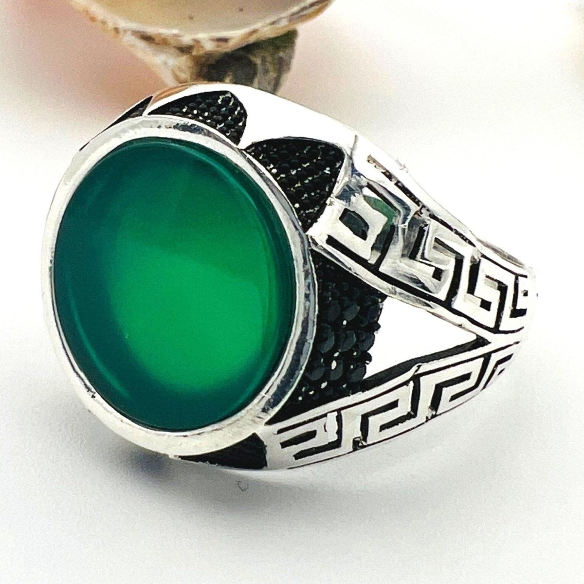 Men's Green Agate Stone Silver Ring - TryAladdin