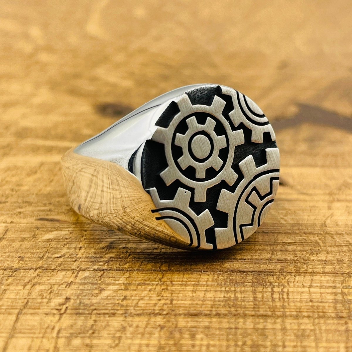 Men's Stoneless 925 Sterling Silver Ring - TryAladdin