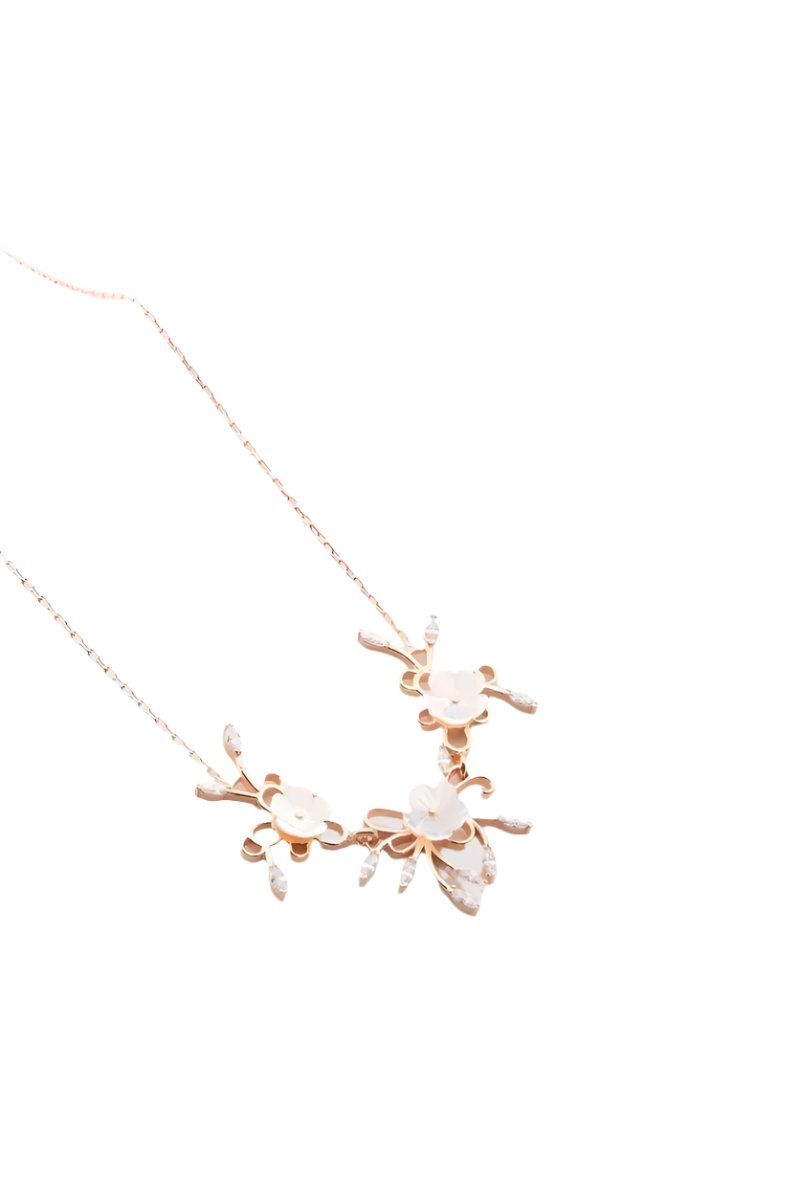 Nereze | Rose 3 - Piece Sprouted Magnolia Flower Necklace - TryAladdin