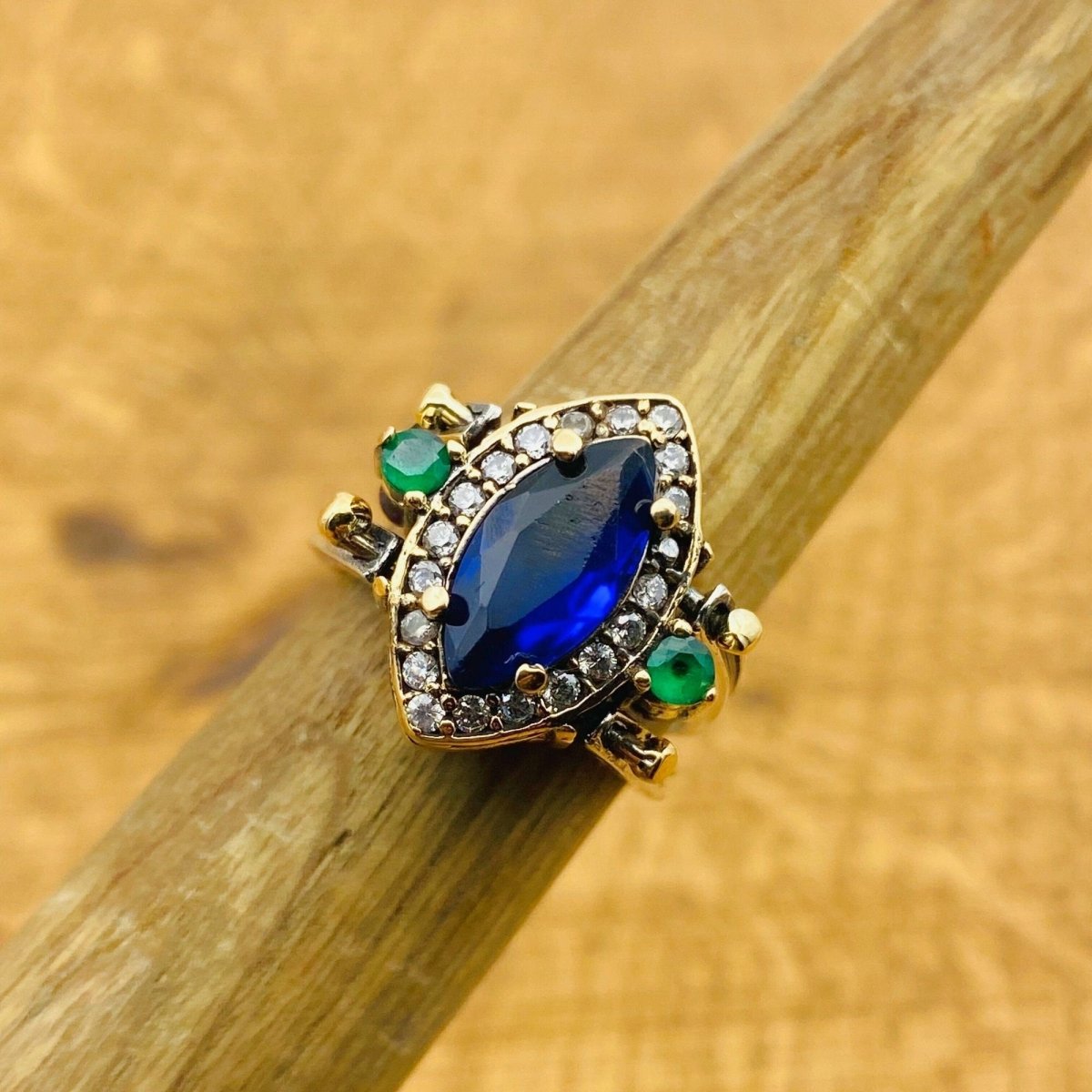 Unique Reversible Zircon and Sapphire Ring - TryAladdin