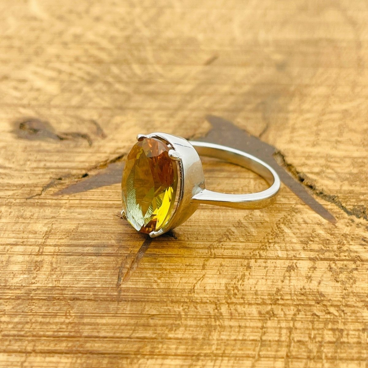 Women’s Natural Zultanite Gemstone Ring - TryAladdin