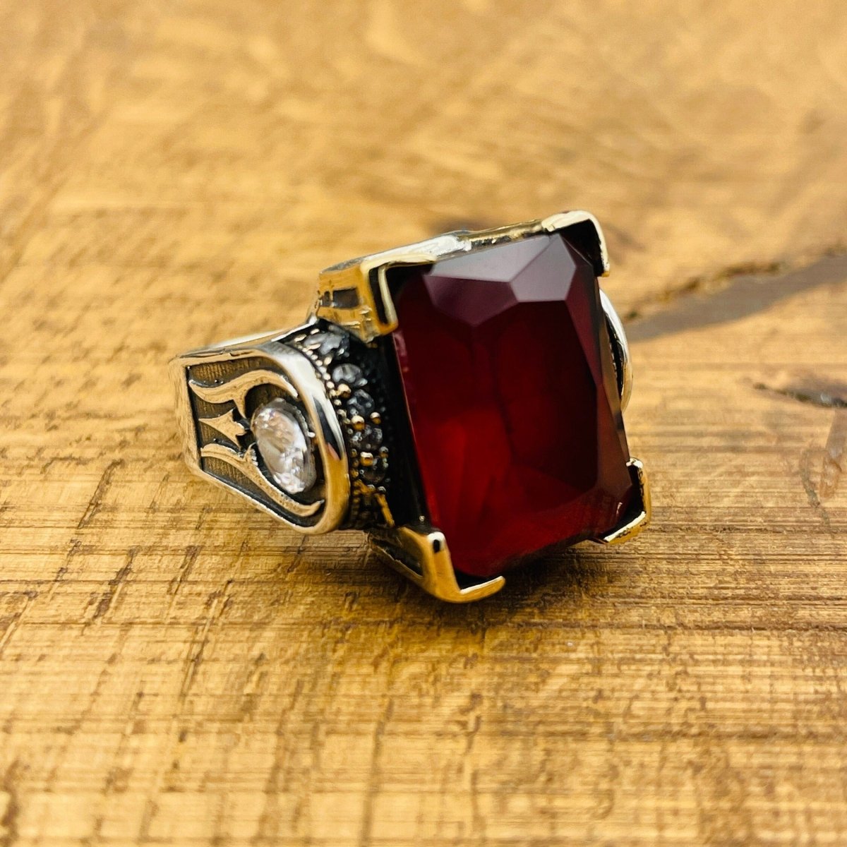 Women's Ruby Silver Ring - TryAladdin